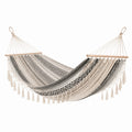 Boho-Hängematte aus Baumwolle mit Holzspreizstäben, Beige/Schwarz, 200 × 100 × 5 cm